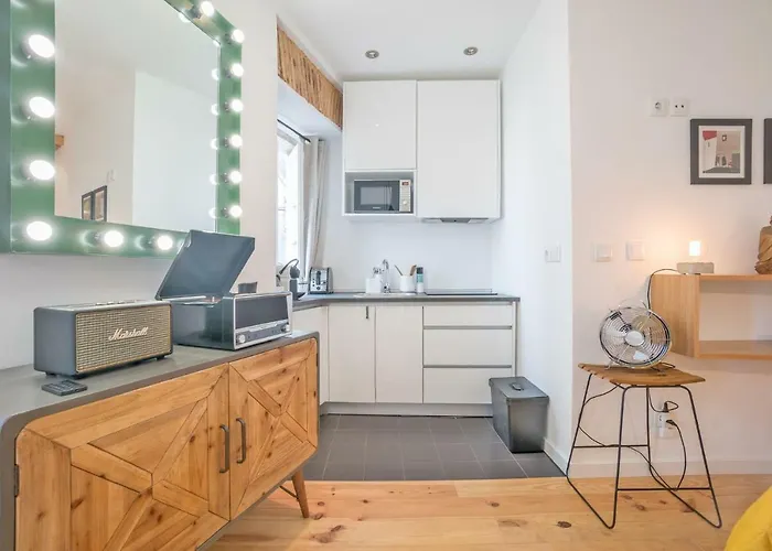 Downtown Comfy Suite